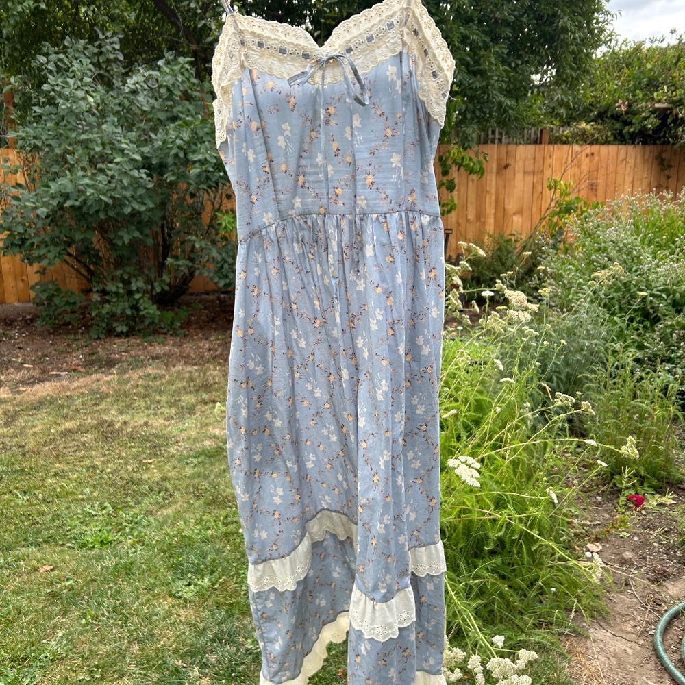 Christy Dawn Emma Dress size small in Pansy Blues